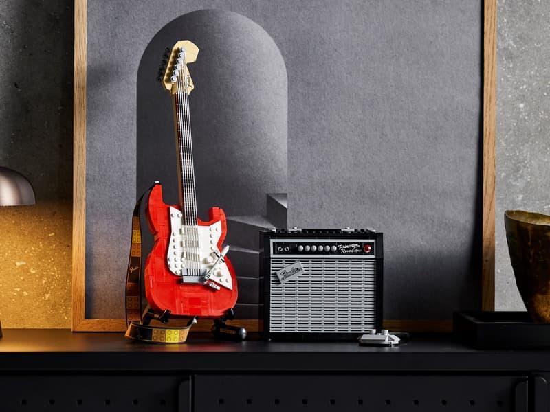 LEGO Ideas 21329 Fender Stratocaster Guitar Building Kit (1,079 Pieces)