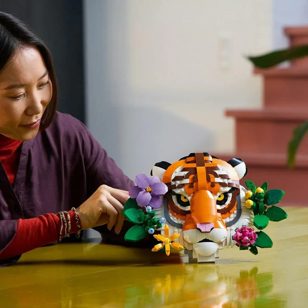 LEGO 31217 Art The Fauna Collection Tiger Building Set (744 Pieces)