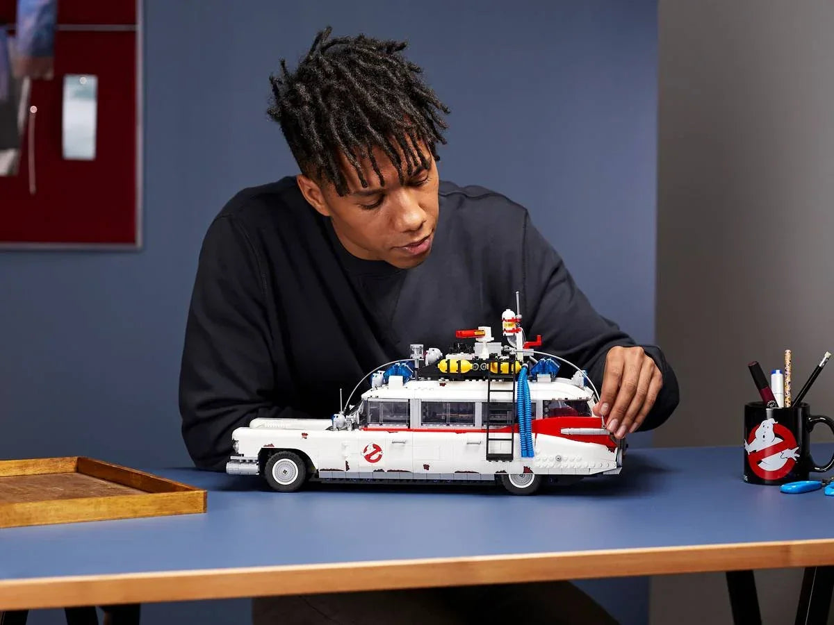LEGO ICONS 10274 Ghostbusters ECTO-1  Building Kit (2,352 Pieces)