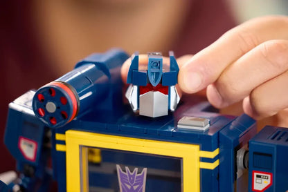 LEGO Icons 10358 Transformers: Soundwave Building Set – 1505 Pieces, Transforming Robot & Cassette Player Model