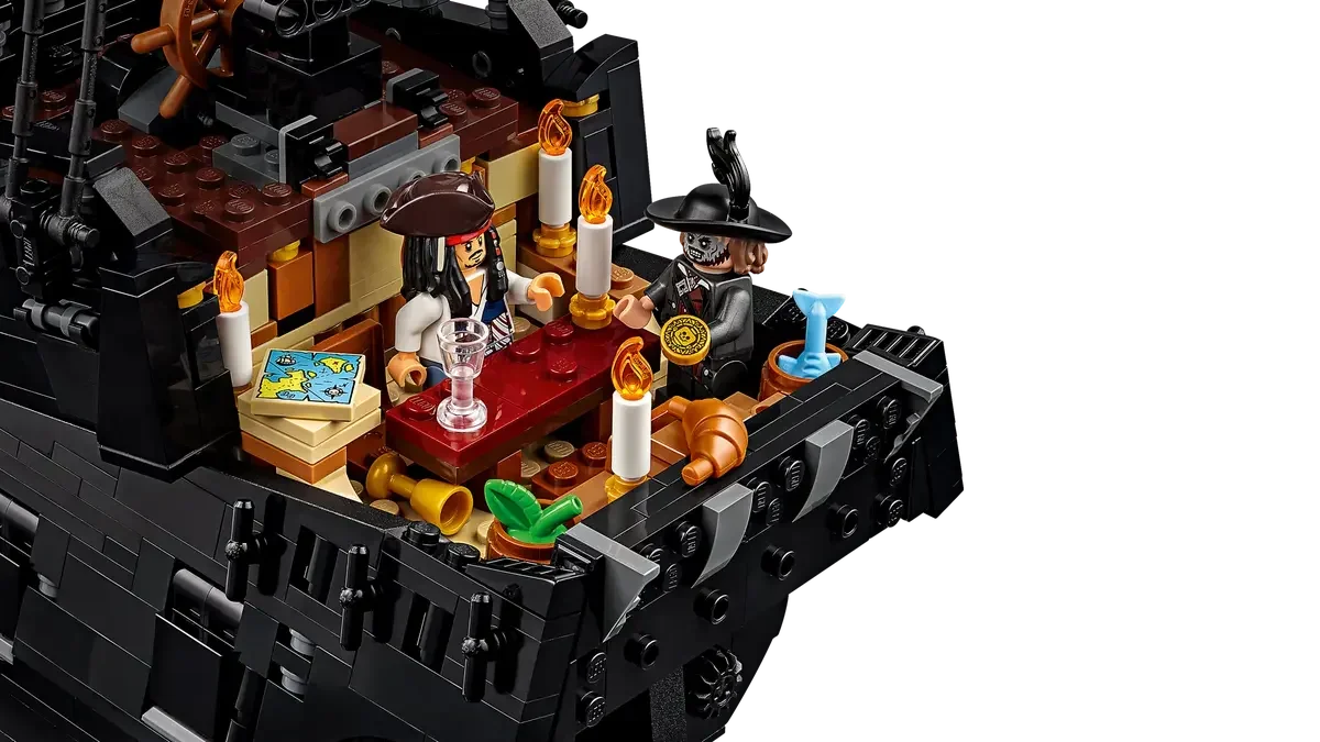 LEGO® 10365 Icons Captain Jack Sparrow’s Pirate Ship – Collectible Pirates of the Caribbean Ship Model ( 2862 Pieces)