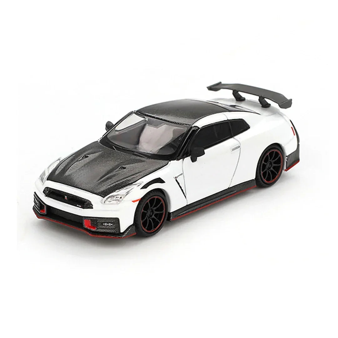 Mini GT 1:64 Nissan GT-R Nismo (R35) 2024 Brilliant White Pearl Diecast Model Car