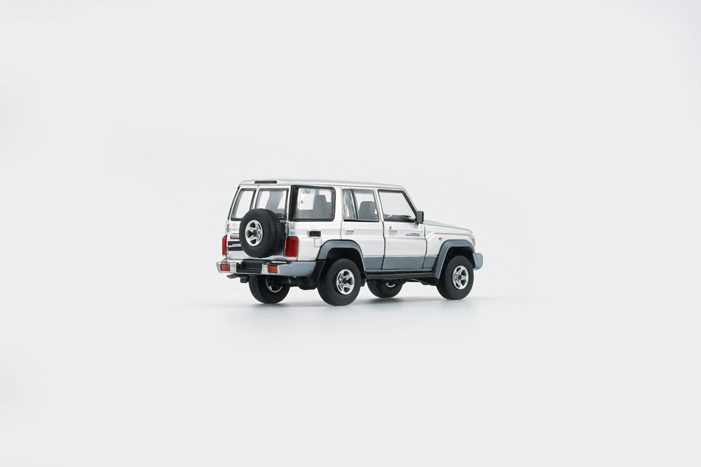 BM Creations 1:64 Toyota Land Cruiser LC76 Diecast Model Car | Premium Collectible with Opening Parts & Accessories | Three Color Variants