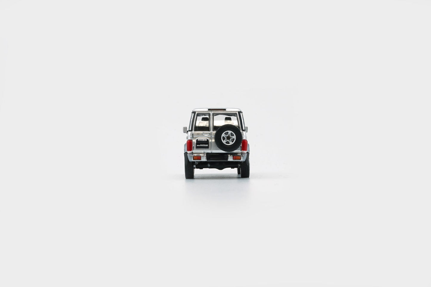 BM Creations 1:64 Toyota Land Cruiser LC76 Diecast Model Car | Premium Collectible with Opening Parts & Accessories | Three Color Variants