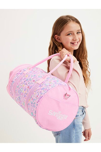 Smiggle Kids Travel Duffel Bag | Weekender Sports Bag with Adjustable Shoulder Strap, Large Capacity&  Cute Designs (44cm) (1 Assorted Bag)