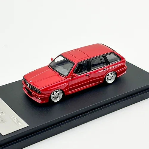 Mortal Models BMW E30 Touring Wagon Red – 1:64 Scale Diecast Model Car (Hood Opens)