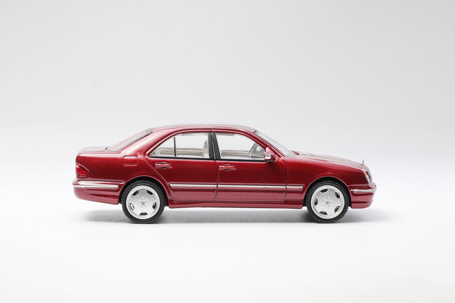 Shadow 1:64 Mercedes-Benz E55 AMG (W210) Diecast Model Car | Premium Collectible Model