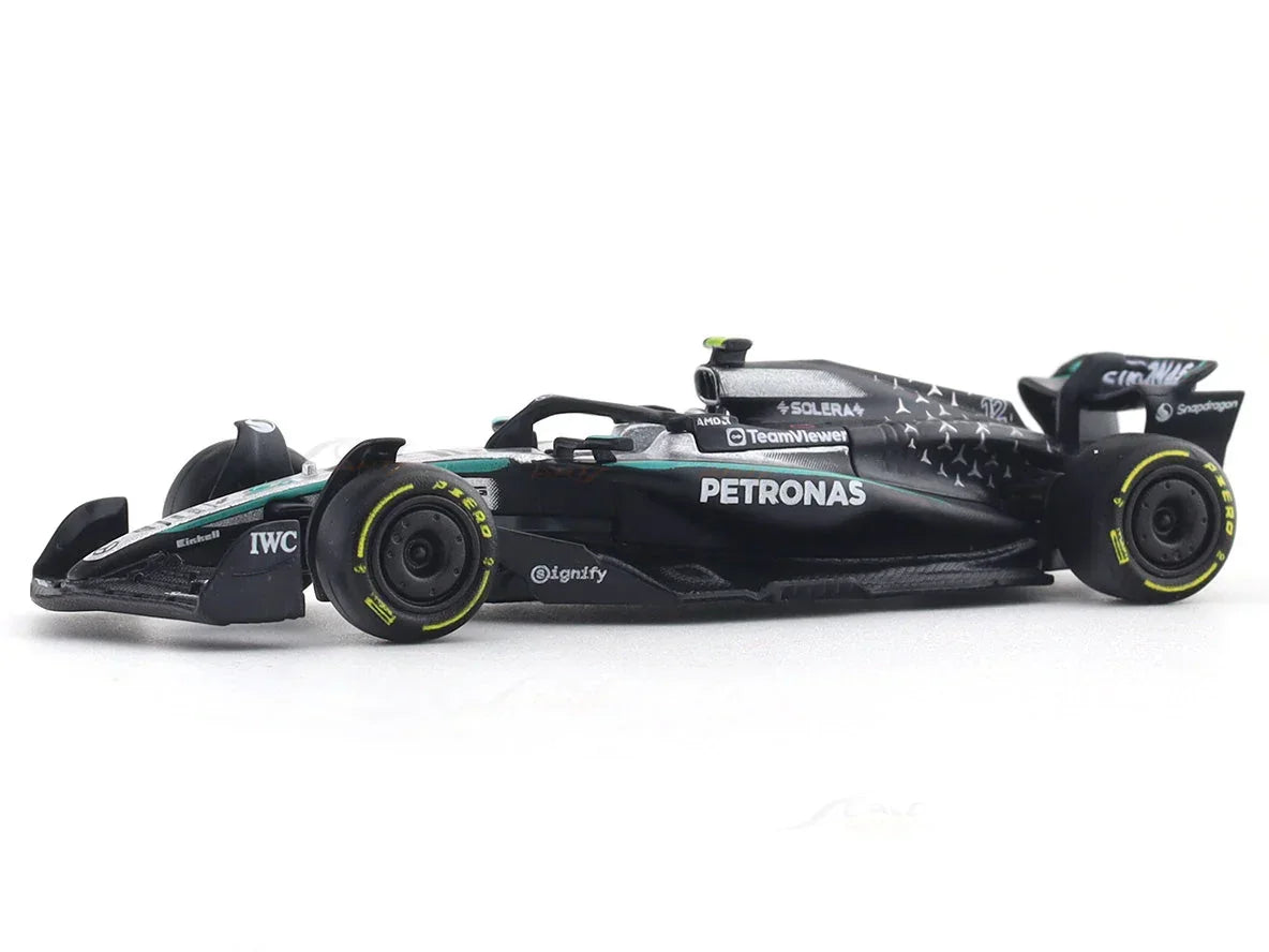 Bburago 1:64 Mercedes-AMG F1 W16 E Performance #12 2025 Diecast Formula 1 Racing Car Model