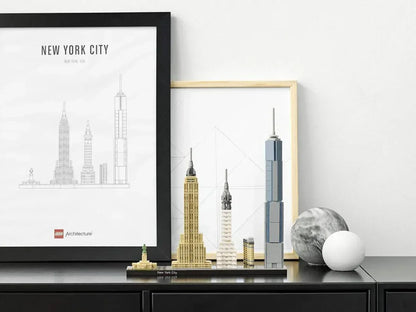 LEGO Architecture 21028 New York City Skyline Building Blocks for 12+ Yrs (598 Pcs)