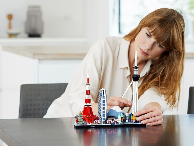 LEGO 21051 Architecture Tokyo Skyline Building Set for Adults – Collectible Tokyo Cityscape Model (547 Pieces)