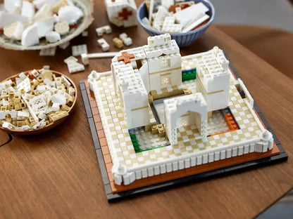 LEGO Architecture 21056 Taj Mahal  (2,022 Pieces)
