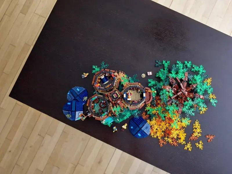 LEGO Ideas  Tree House Building Kit (3036 Piece) 21318