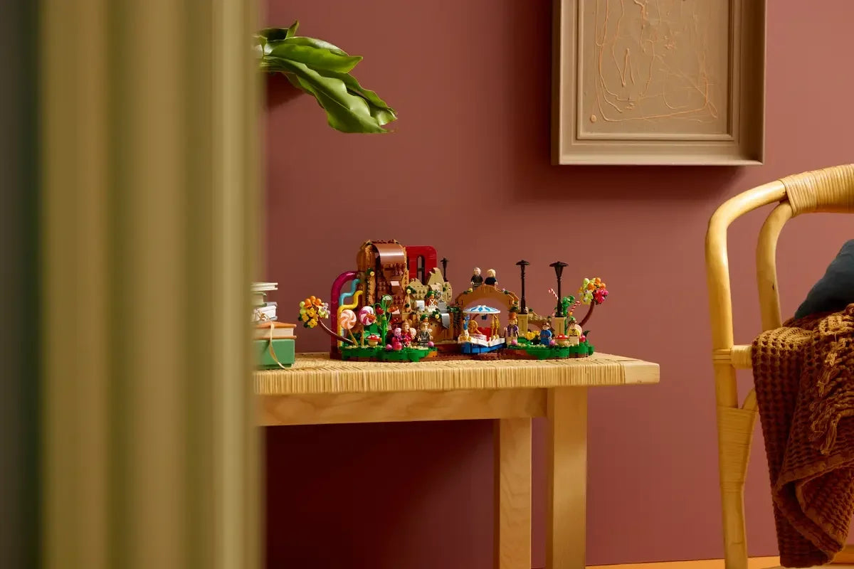 LEGO® Ideas 21360 Willy Wonka & the Chocolate Factory Collectors’ Building Kit (2025 Pieces)