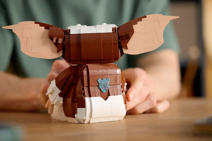 LEGO 21361 Ideas Gremlins: Gizmo Posable Figure, Fantasy Gift - Building Blocks Set (1125 Pieces) For Adults -Age 18+