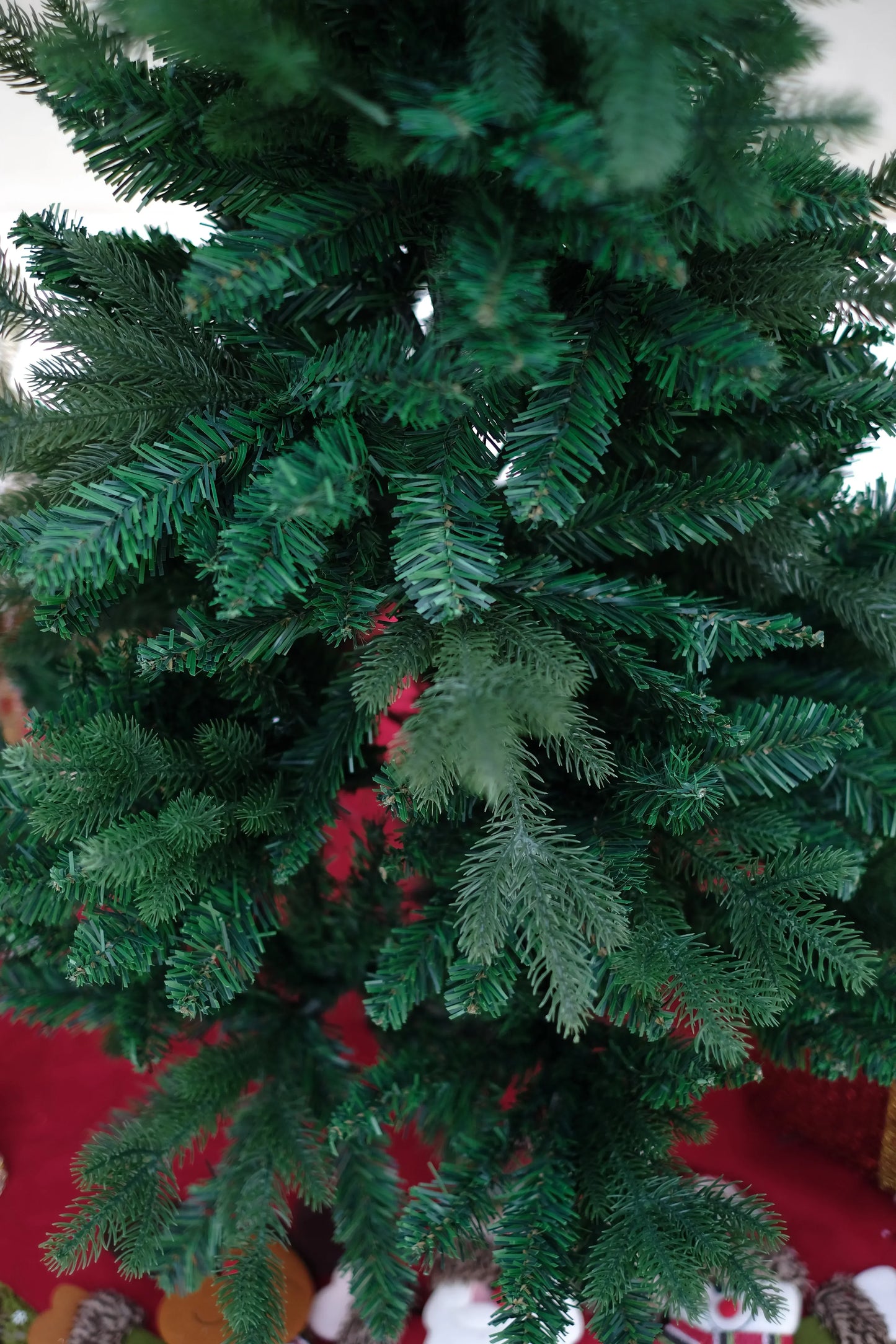 SWEN Napa Christmas Tree | Premium Lush Green Festive Tree for Home & Office Décor