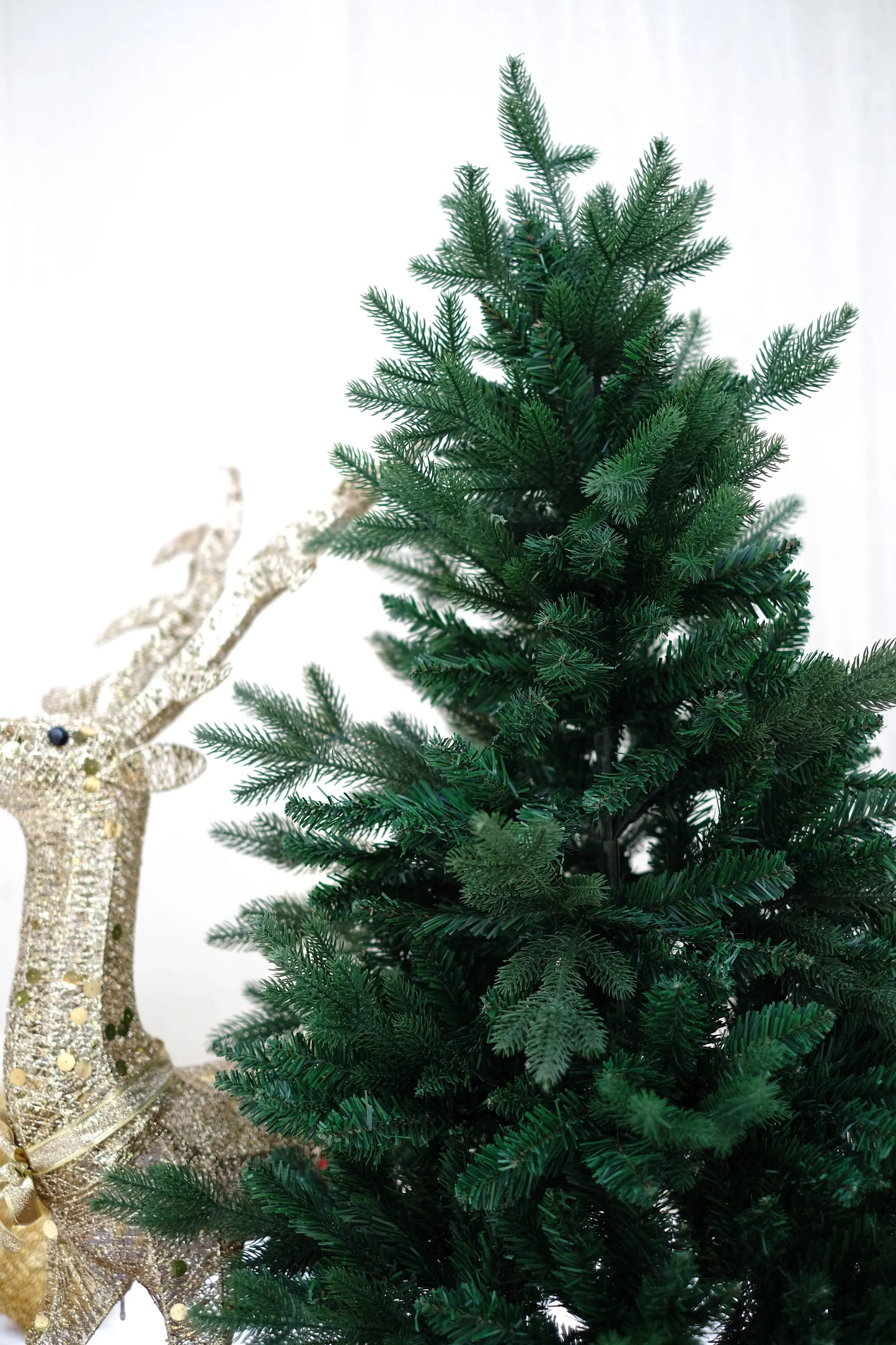 SWEN Napa Christmas Tree | Premium Lush Green Festive Tree for Home & Office Décor