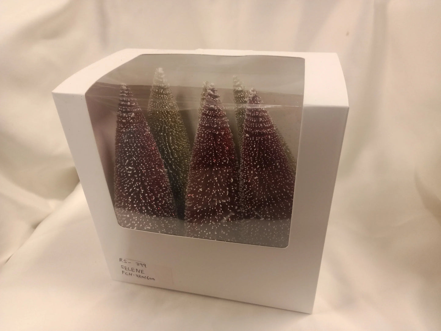 SWEN SELENE Miniature Festive Trees – Set of 6 Warm Christmas Décor Ornaments
