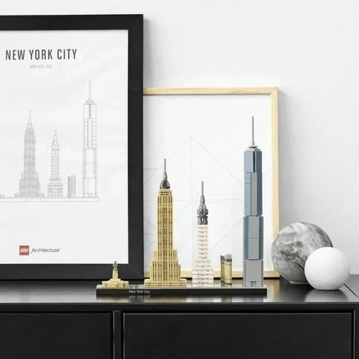 LEGO Architecture 21028 New York City Skyline Building Blocks for 12+ Yrs (598 Pcs)