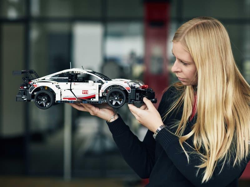 LEGO Technic Porsche 911 RSR 42096-Construction Kit (1580 Pcs) from LEGO ,Multicolor