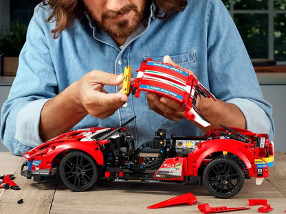 LEGO TECHNIC 42125 Ferrari 488 GTE “AF Corse #51” V29 Building Blocks