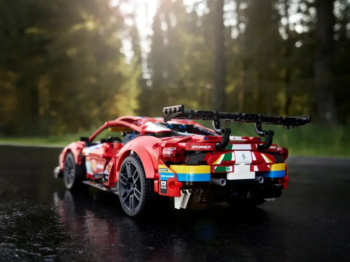 LEGO TECHNIC 42125 Ferrari 488 GTE “AF Corse #51” V29 Building Blocks