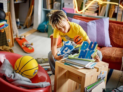 LEGO Nike Dunk Trainer Building Kit 43008 (1180 Pieces)