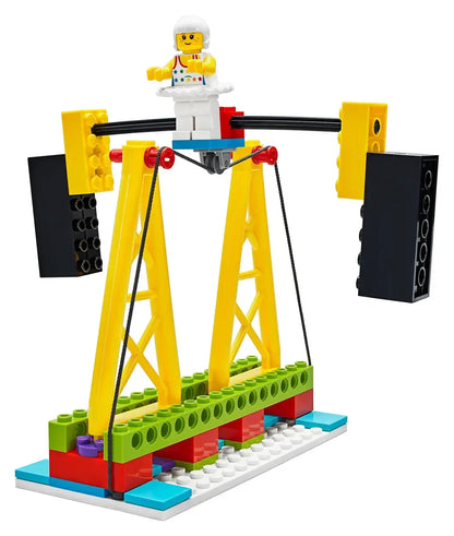 LEGO Education 45401 BricQ Motion Essential Set   STEM Physics Kit for Classrooms