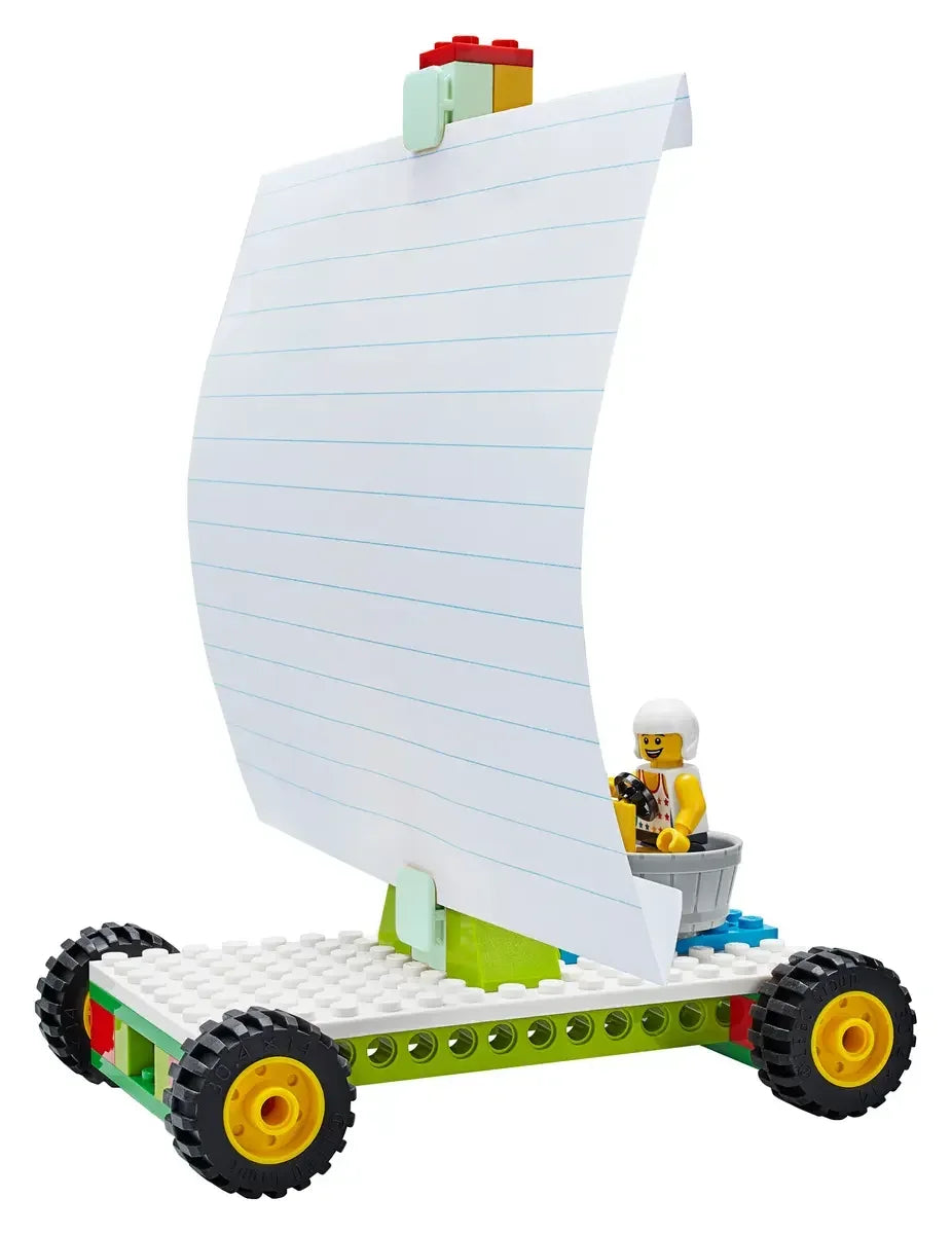 LEGO Education 45401 BricQ Motion Essential Set   STEM Physics Kit for Classrooms