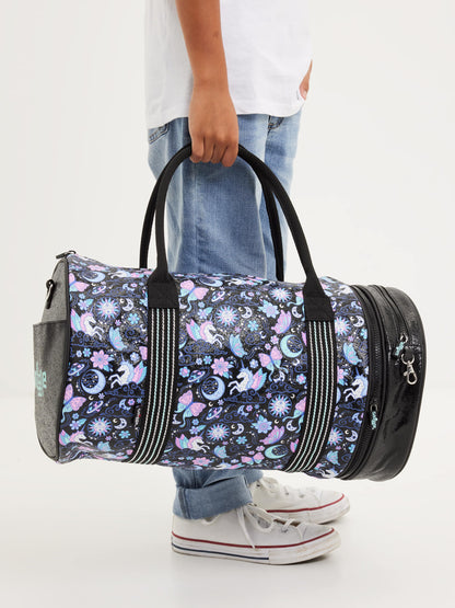 Smiggle Kids Travel Duffel Bag | Weekender Sports Bag with Adjustable Shoulder Strap, Large Capacity&  Cute Designs (44cm) (1 Assorted Bag)
