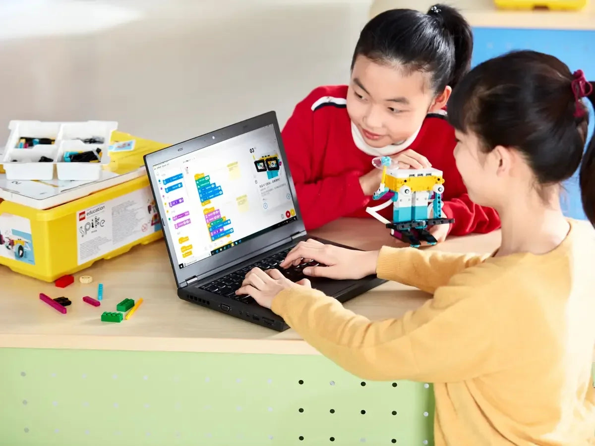 LEGO Education 45678 SPIKE™ Prime Set   STEM Robotics Kit for Middle School Coding & Engineering