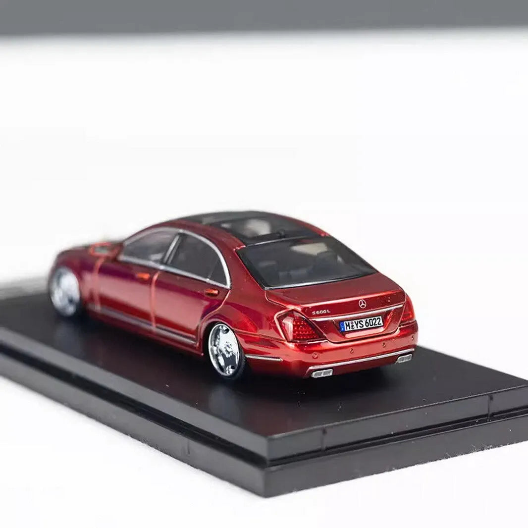 STREET WARRIOR 1:64 Mercedes-Benz S600 (W220) Die-Cast Model Car | Premium Luxury Sedan Collectible with Display Case | 3 Variants