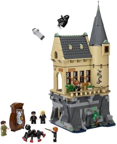 LEGO Harry Potter 76463 Hogwarts Castle: Hospital Wing Toy - DIY Miniature Model Kit with 7 Minifigures incl. Hermione & Ron - Gift Idea for 9+ Year Old Girls, Boys & Fans