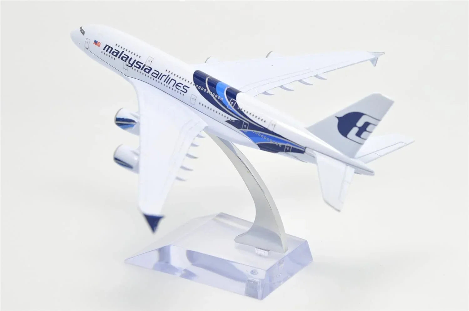 Collectible 1:400 Scale Aircraft Model Aeroplane – Malaysia Airbus A380 (16 cm) - Jaiman Toys