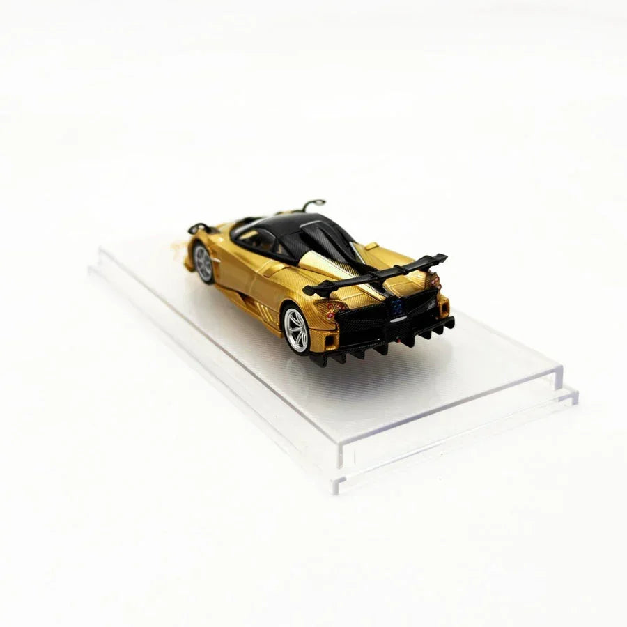 CM Model 1:64 Pagani Imola Full Carbon Gold Diecast Model Car with Extra Wheels | Premium Hypercar Collectible