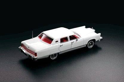 TC 1:64 1979 Lincoln Continental Town Car Die-Cast Model Car | Dual Variant Premium Classic American Luxury Collectible