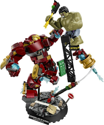 LEGO | Marvel 76343 Epic Battle: Hulkbuster vs. The Hulk - Superhero Toy w/ 2 Action Figures & Iron Man Minifigure - Avengers Gift for 9+ Year Old Boys & Fans