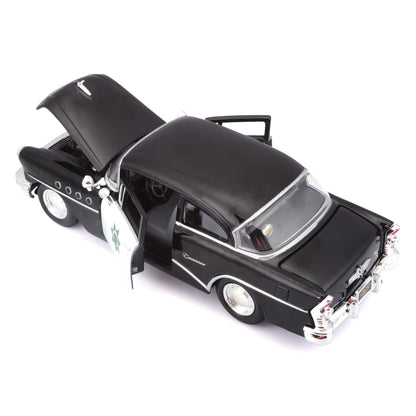 Maisto 1955 Buick Century Police Car 1:24 Die-Cast Model | Collector's Collection | Classic Die-Cast Replica