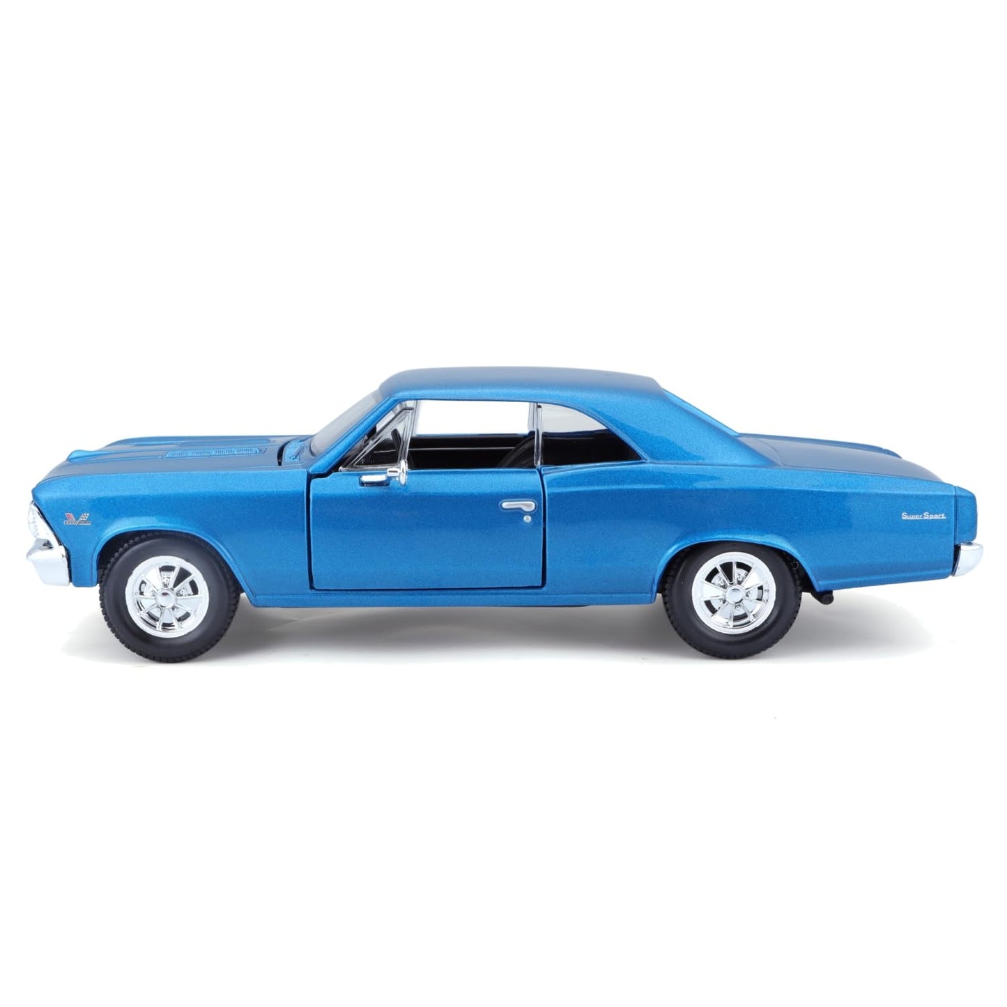 Maisto 1966 Chevrolet Chevelle SS 396 1:24 Die-Cast Model Car | Collector's Collection | Blue Classic Muscle Car