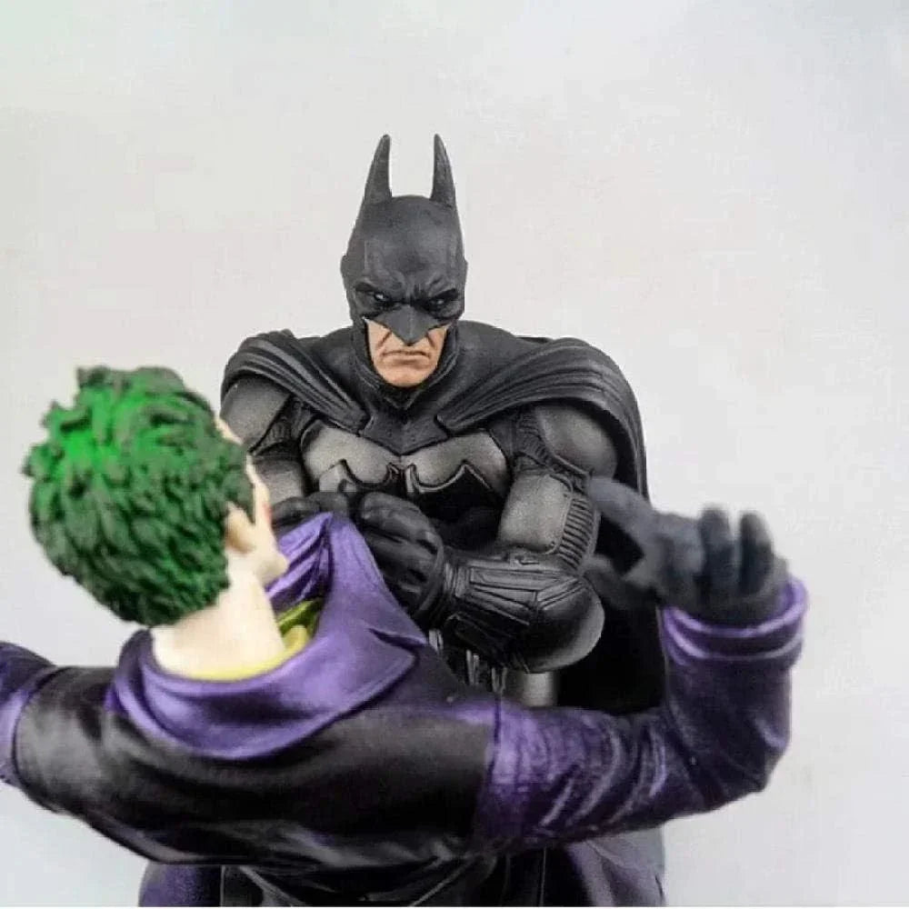 Batman vs The Joker Arkham City Showdown – 30cm Ultimate Action Figure, Premium Collector’s Statue | DC Comics Luxury Edition hw - Jaiman Toys