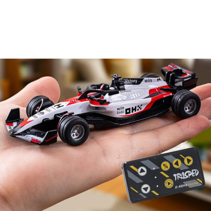 Trasped 1:64 Die-Cast Metal F1 Mini RC Racing Car with LED Lights – 2.4GHz Remote & App Control, USB Rechargeable Alloy Racing Car for Kids & Collectors (2 Variants)
