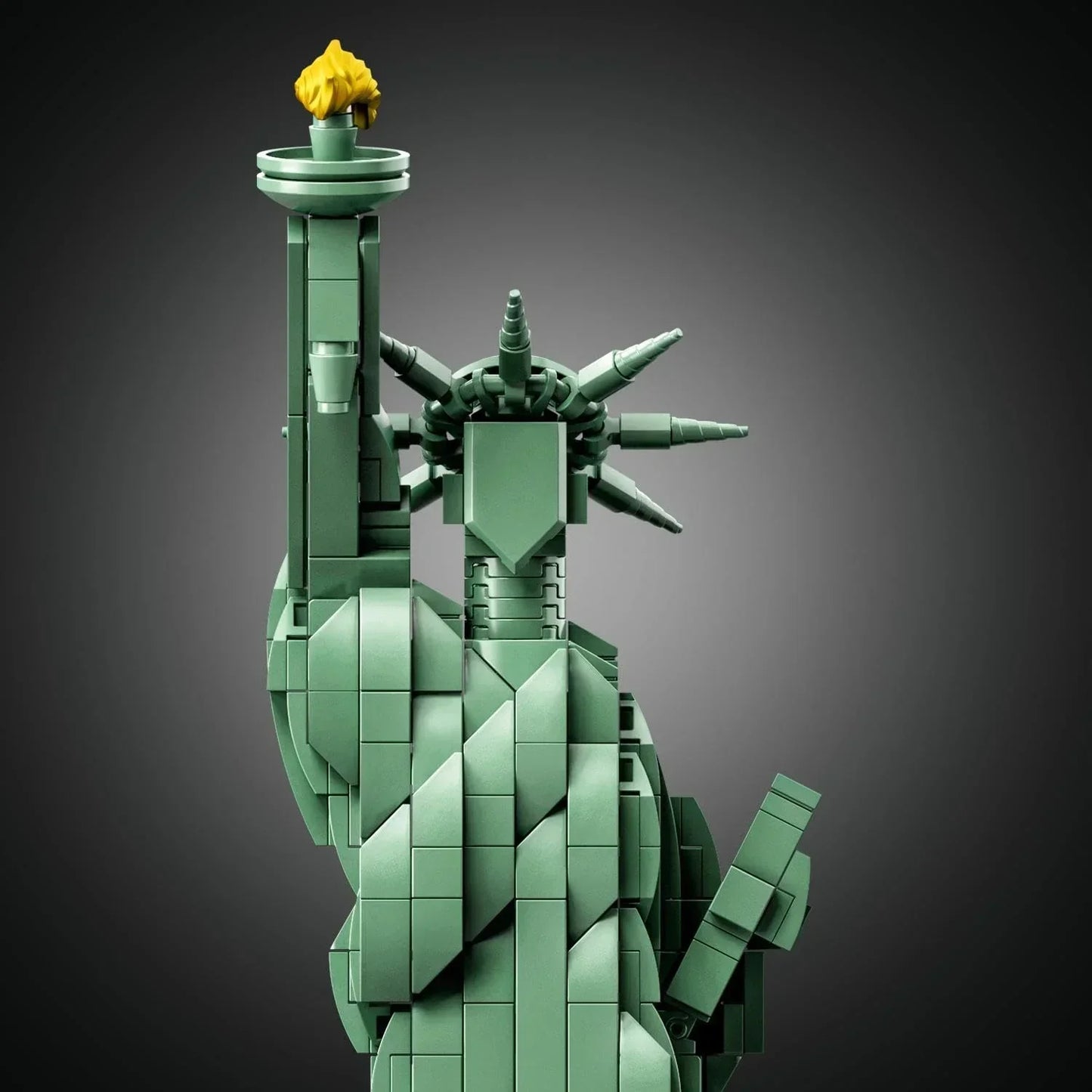 LEGO Architecture 21042 Statue of Liberty Construction Toy for Adults, Multicolor (1685 Pieces)