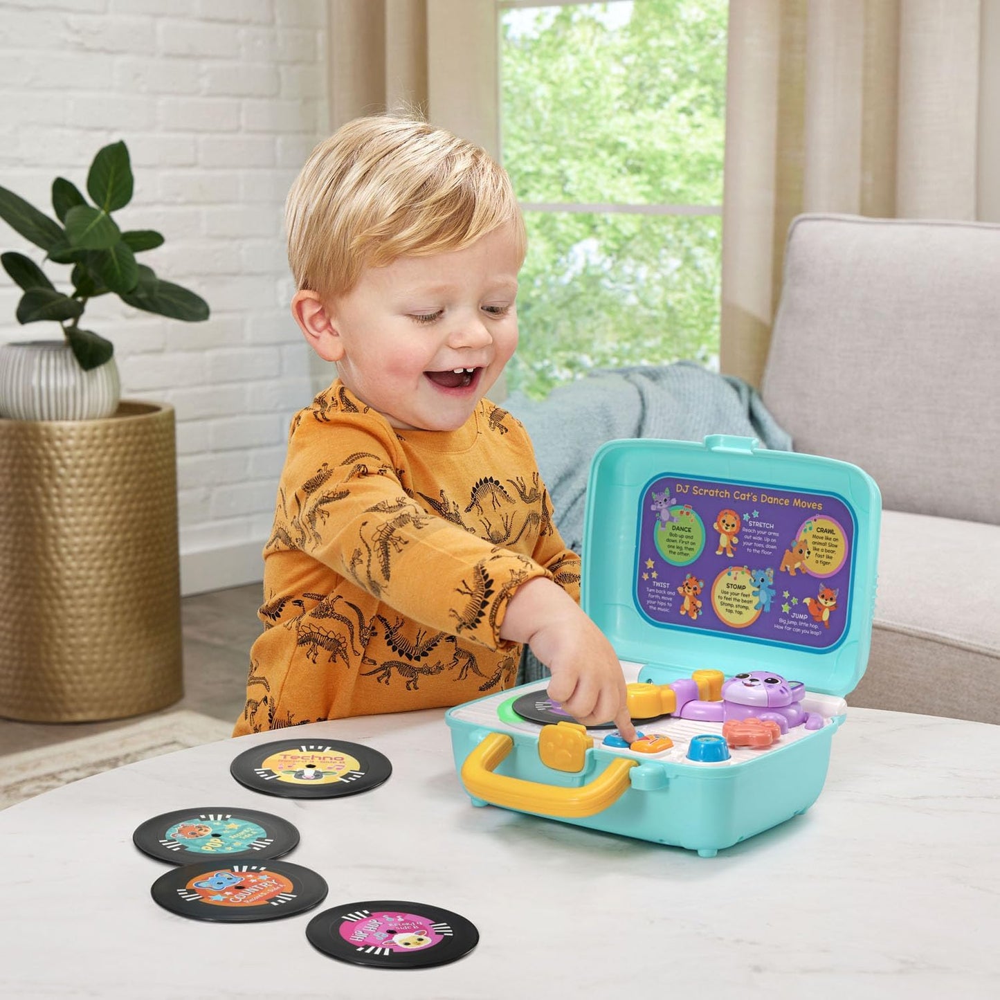 VTech DJ Scratch Cat Record Player | Interactive Musical Learning Toy with 5 Music Records, DJ Mixing, Lights & Sounds for Toddlers