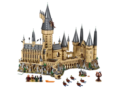 Lego 71043 Harry Potter Hogwarts Castle Building Set (6020 Piece)