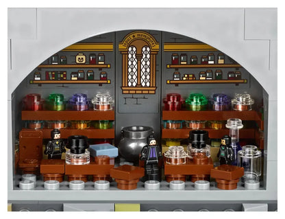 Lego 71043 Harry Potter Hogwarts Castle Building Set (6020 Piece)