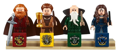 Lego 71043 Harry Potter Hogwarts Castle Building Set (6020 Piece)