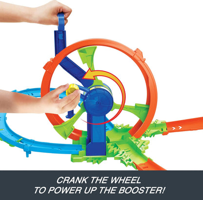 Hot Wheels Toy Car Track Set, Launch and Loop Playset & 1:64 Scale Die-Cast Vehicle, Crash Area on Figure 8 Track with Loop-Kicker Booster