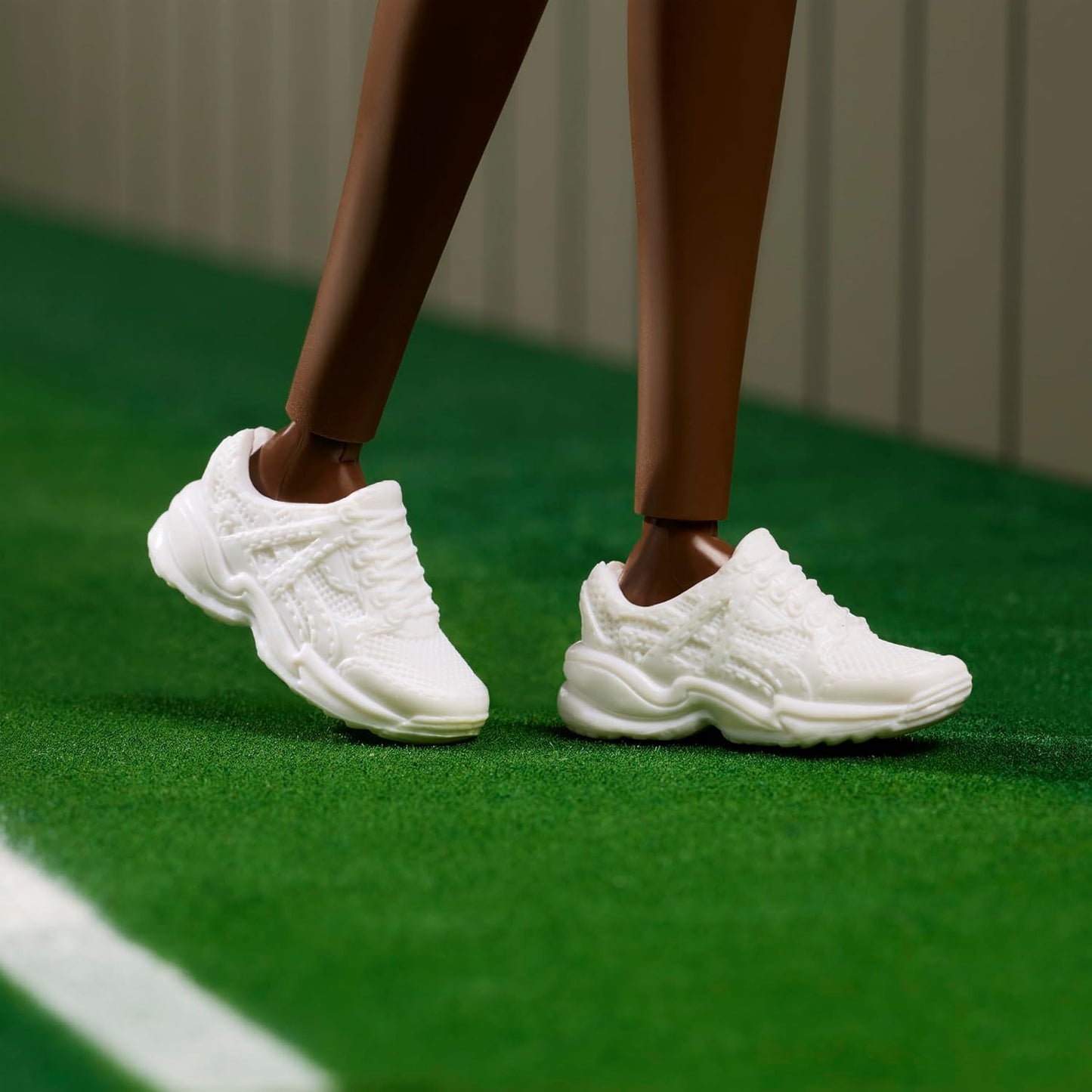 Barbie Signature Inspiring Women Venus Williams Doll (12 inch) | Collectible Tennis Champion Fashion Doll with Racket & Ball | Mattel Barbie Signature | Ages 6+