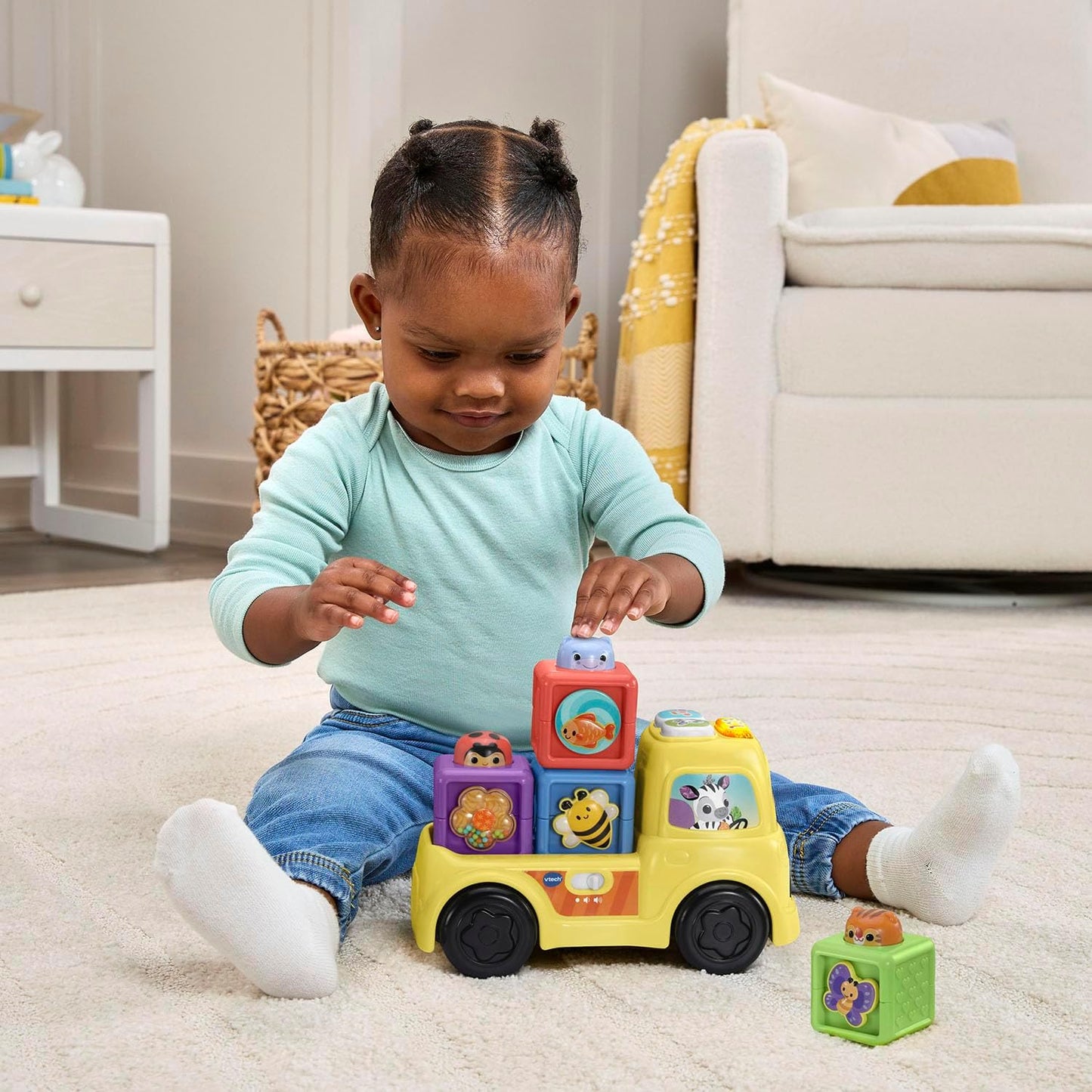 VTech Baby Beep and Go Blocks | Interactive Learning Truck with Stackable Activity Blocks, Lights, Sounds & Music