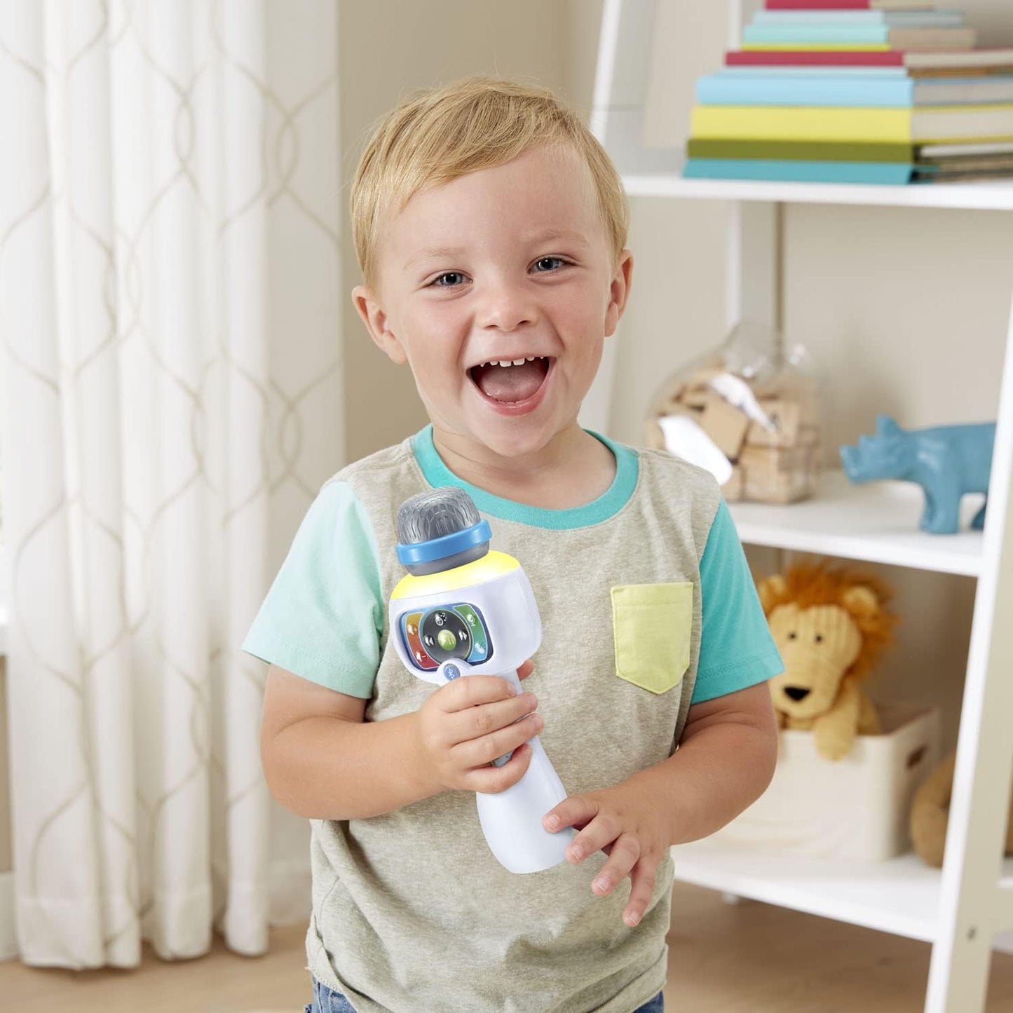 VTech Sing It Out Karaoke Microphone | Bluetooth Wireless Kids Karaoke Mic with Voice Effects, Lights, Music & Recording Function | White
