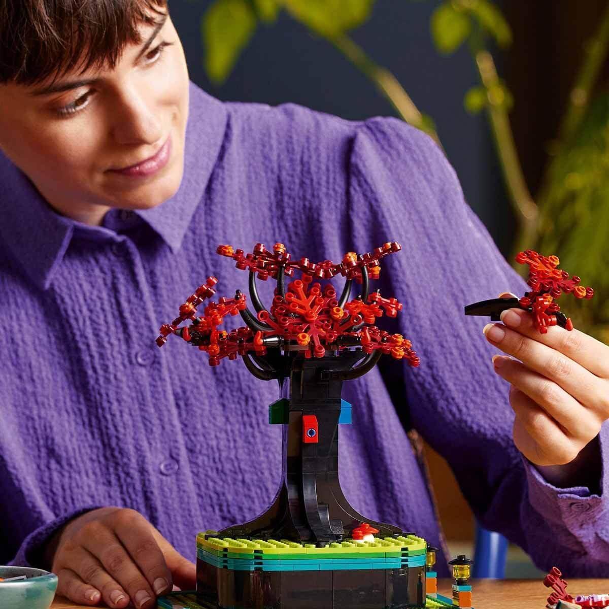 LEGO 21346 Ideas Family Tree Building Blocks Toy Set, Gift for Adults (1040 Pieces)-Botanical Collection
